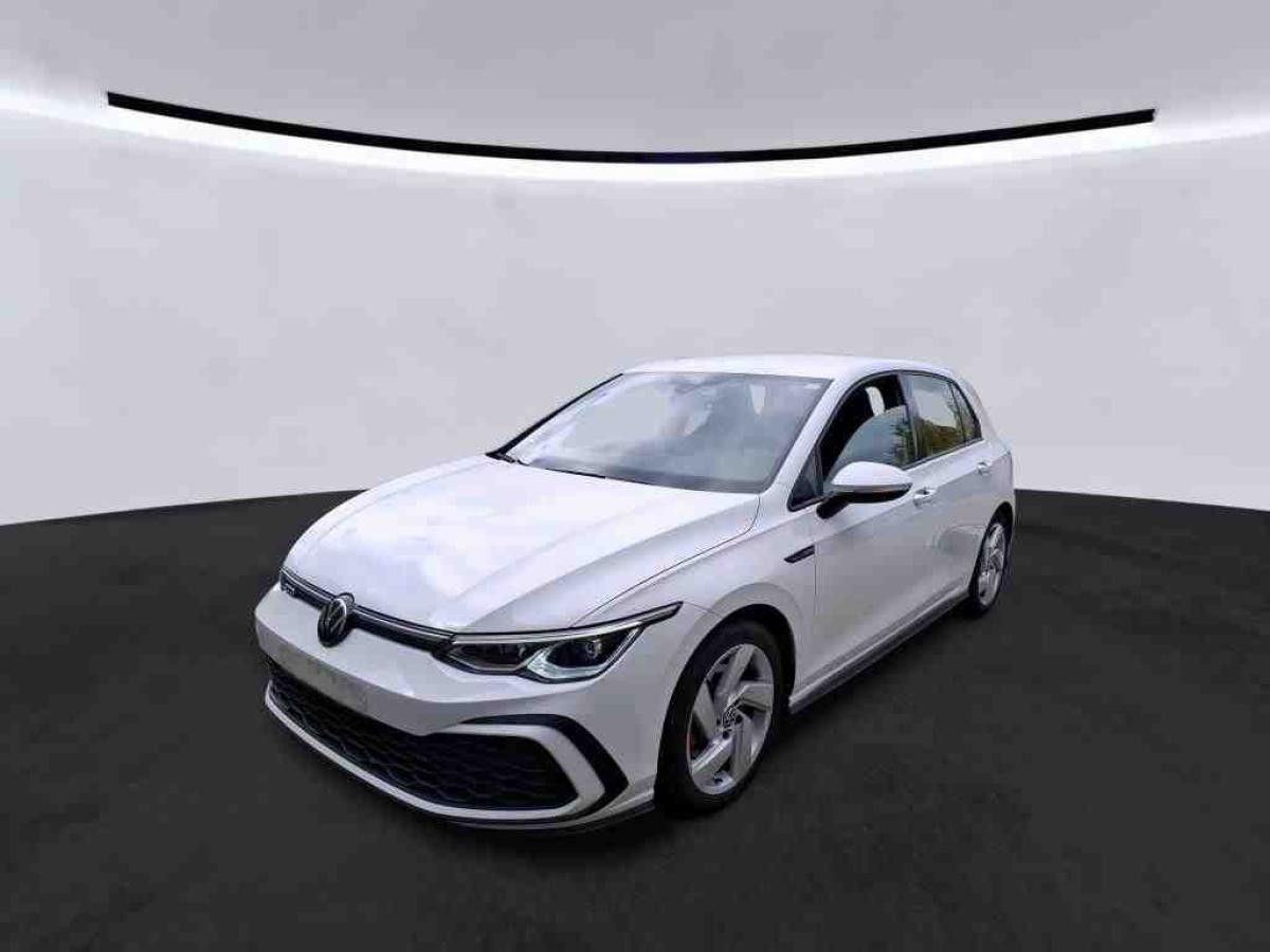 Volkswagen Golf VIII 2.0 TDI DSG GTD Leasing