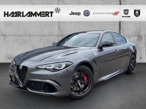 Alfa Romeo Giulia Quadrifoglio 2.9 V6 AKRAPOVIC+LEDER+PDC+KAMERA+CARPLAY Leasing