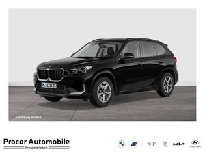 BMW X1 sDrive18d Pano + DA + LenkradHzg + Premium