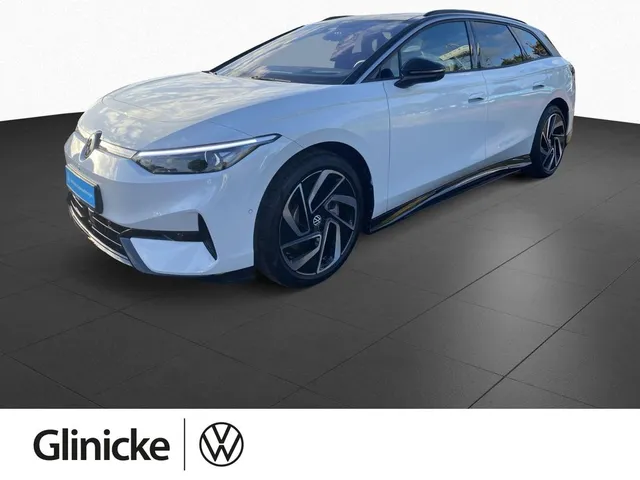 Volkswagen ID.7 Tourer Pro 210 kW Pano-Dach AHK Wärmepumpe
