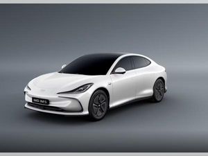 MG IM5 100KWh Premium RWD *GEWERBEKUNDEN*