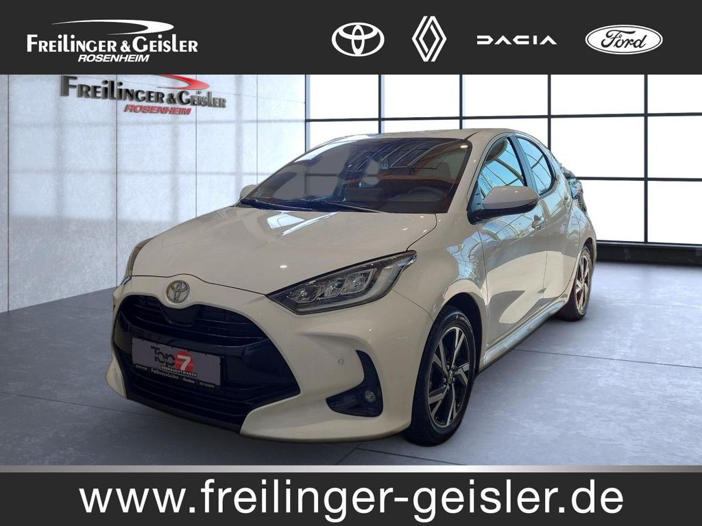 Toyota Yaris Hybrid Team Deutschland UPE 29290 !!! LED Leasing