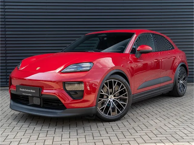 Porsche Macan 4 BOSE Panorama Drive Assist uvm.