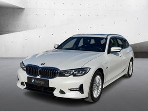 BMW 320 e Touring Luxury Line Panorama AHK SHZ vo+hi Leasing