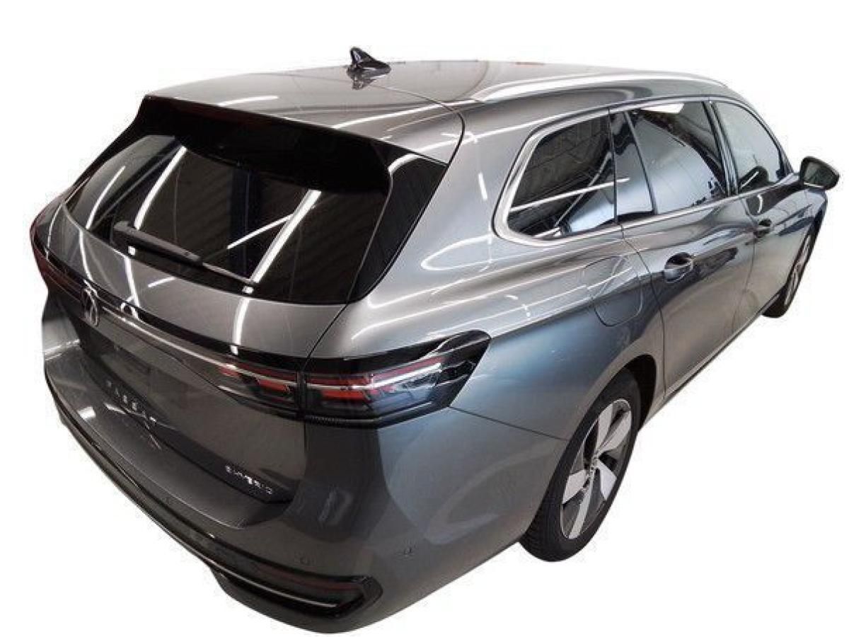 Volkswagen Passat Variant 1.5 TSI DSG eHybrid Elegance AHK Navi Leder IQ.Light ACC DAB+ Leasing