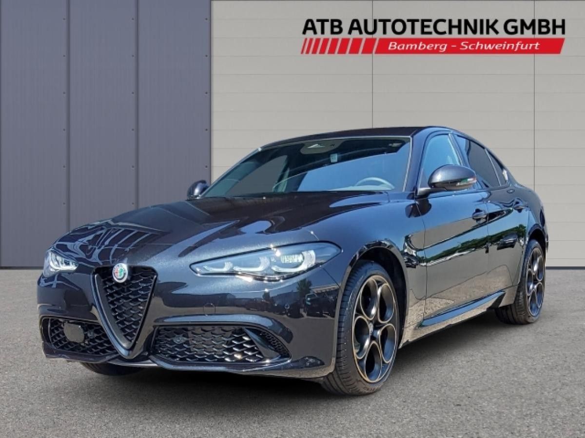 Alfa Romeo Giulia Intensa, Navi, Leder, Totwinkel, SHZ. Black Deal, Gewerbe Leasing