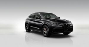 Alfa Romeo Stelvio Veloce, AHK, Schiebedach