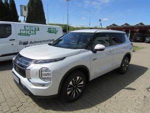 Mitsubishi Outlander Plug-in Hybrid 2.4 Plus MIVEC NAVI LED RFK ACC GRA LKHZ Leasing