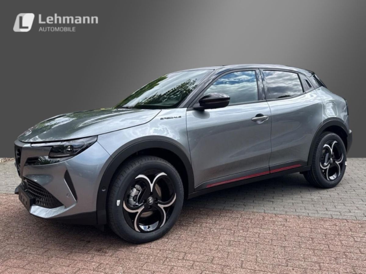 Alfa Romeo Junior Elettrica TI -Technologie-Panorama-Wärmepumpe Leasing