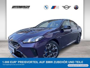 BMW M235 xDrive Gran Coupé BMW Niere Iconic Glow-Ada