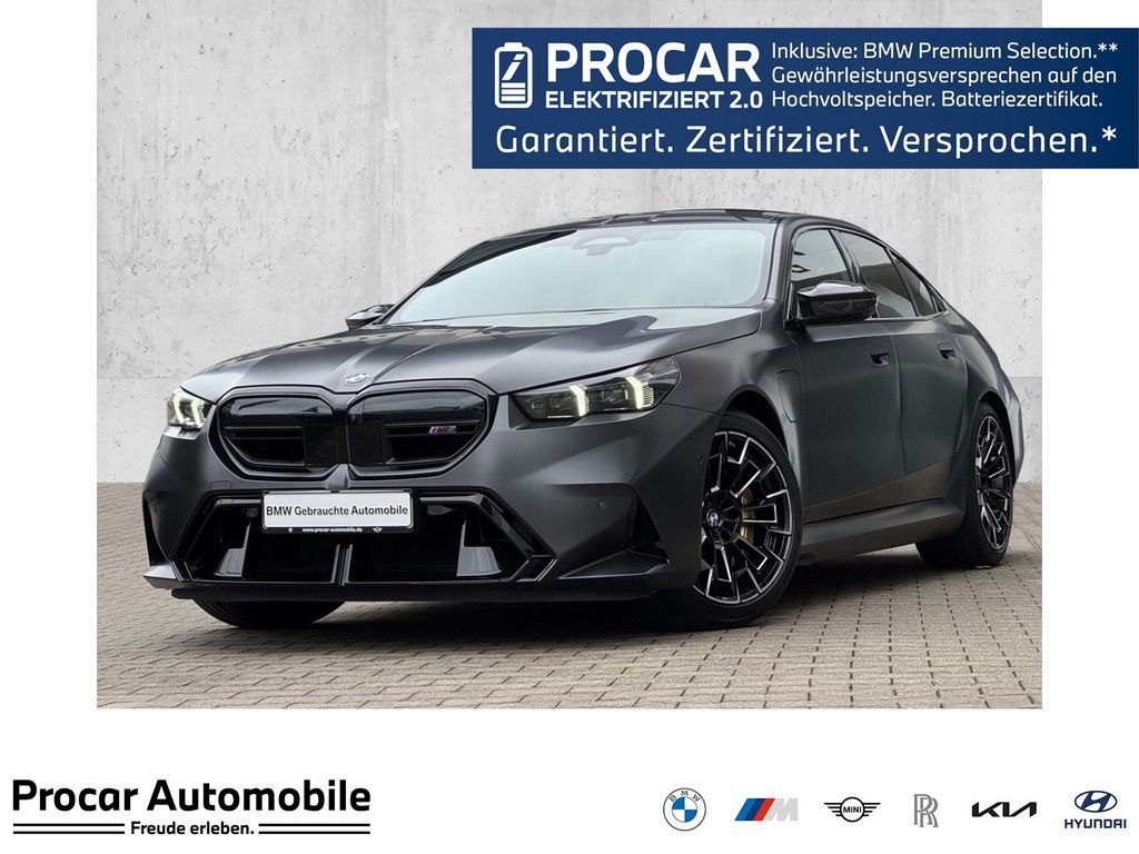 BMW M5 Limousine DA/PA Prof Carbon Keramik B&W 21