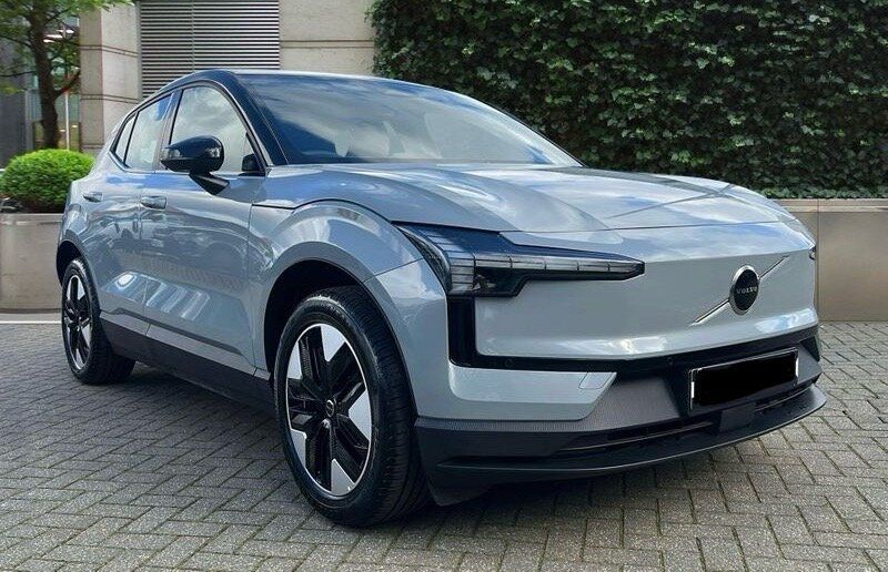 Volvo EX30 Single Motor RWD Plus - Leasingübernahne Leasingübernahme