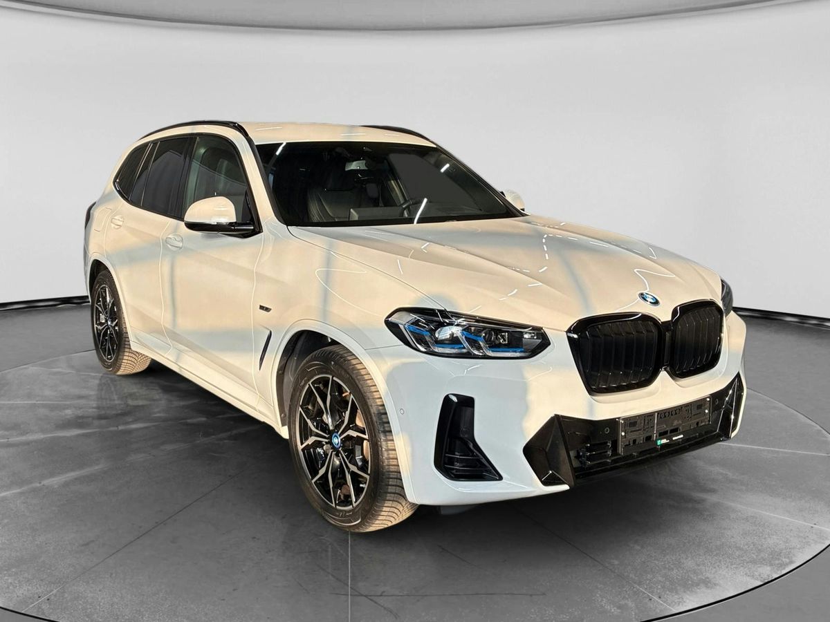 BMW X3 Plug-In-Hybrid 30e. 135 kW inkl. Haustürlieferung Leasing