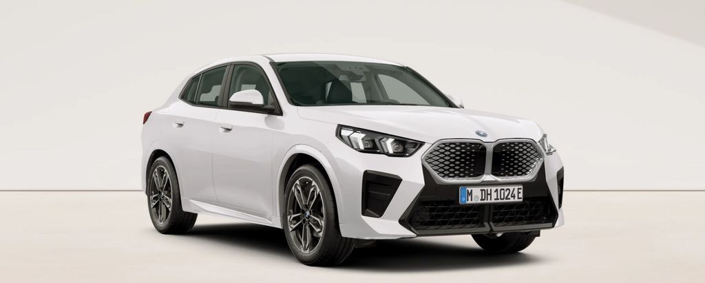 BMW iX BMW iX2 eDrive20 M Sportpaket eDrive20 Elektro 150 kW (204 PS) Auto-Abo