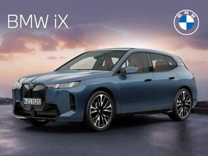 BMW ix xDrive45 | Frei konfigurierbar