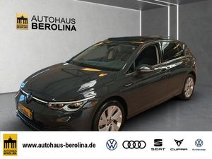Volkswagen Golf VIII 1.5 eTSI Style DSG *PANO*R-CAM*SHZ*