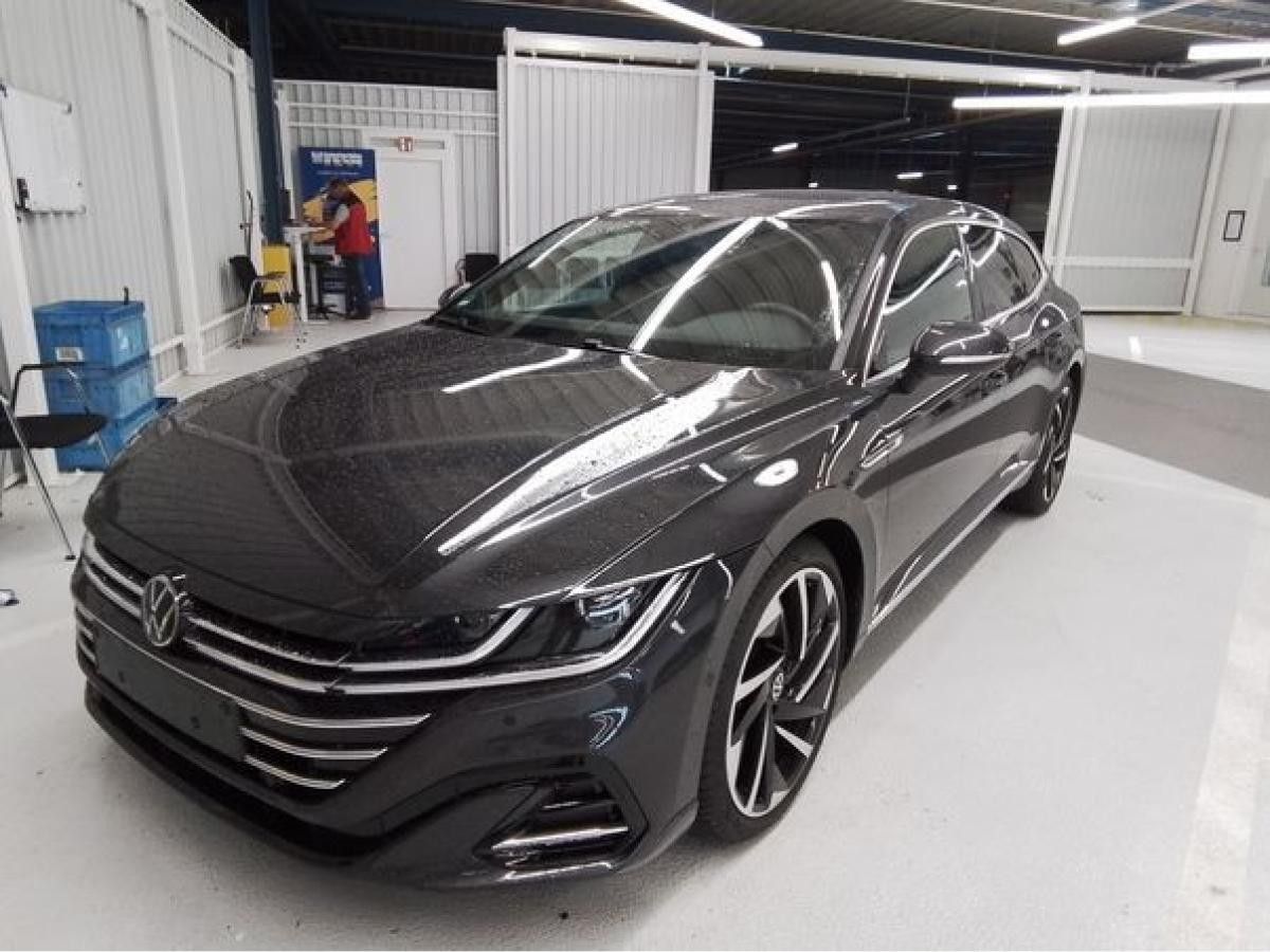 Volkswagen Arteon Shooting Brake R-Line 2.0 TDI 110kW DSG - AHK Matrix-LED IQ Drive Navi Rear View DAB+ SHZ Einparkhilfe App-Connect Leasing