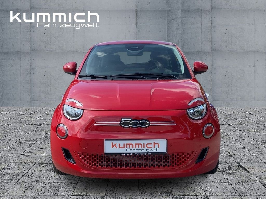 Fiat 500e Hatchback MY25 Icon 42 kWh Leasing