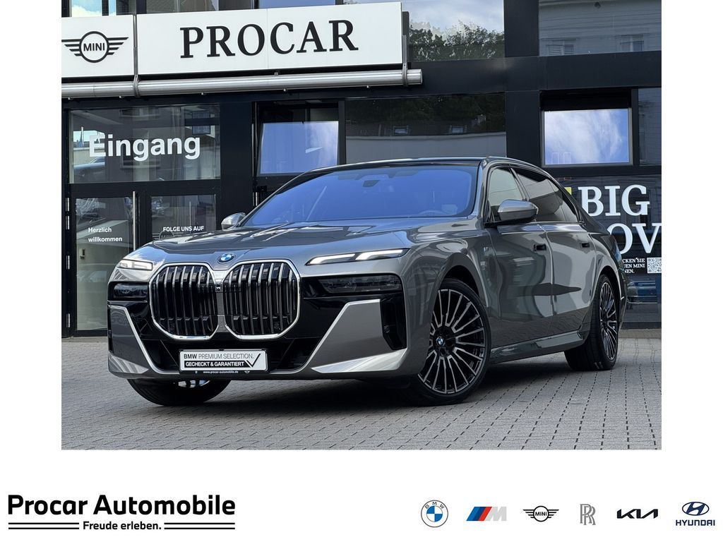 BMW 740d xDrive M Sport SkyLounge DA/PA Prof B&W AHK Leasing