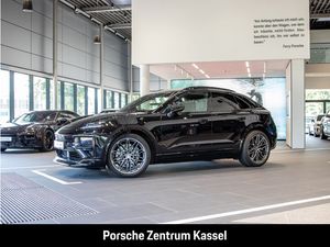 Porsche Macan Turbo Electric