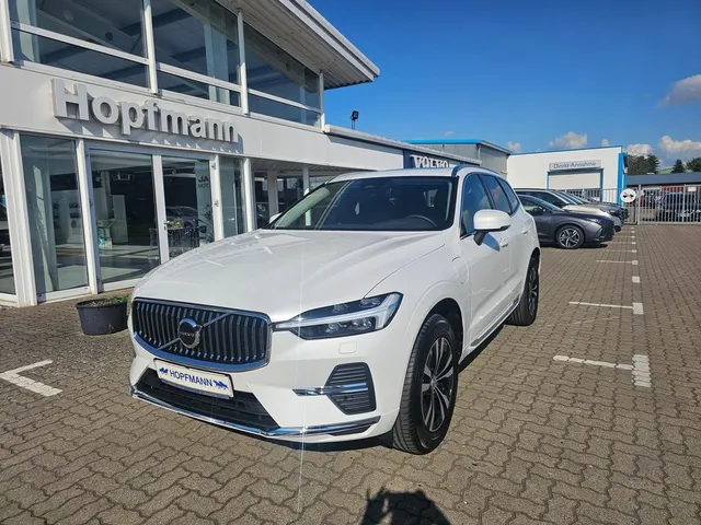 Volvo XC60 T6 Recharge Plug-In Hybrid AWD
