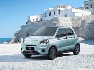 LEAPMOTOR T03 |Panorama Glasdach|Rückfahrkamera| Leasing