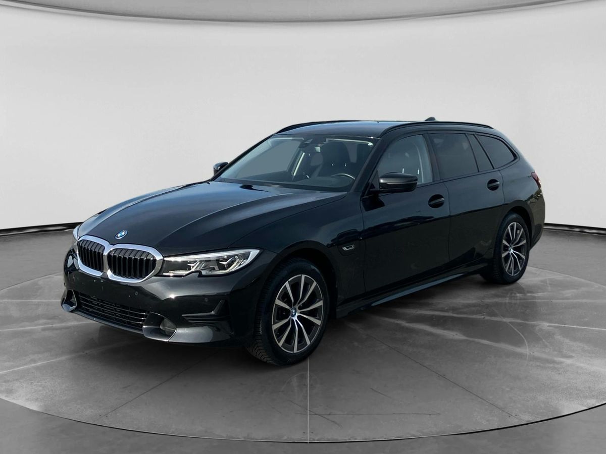 BMW 320 e Touring xDrive Sport - inkl. Haustürlieferung Leasing