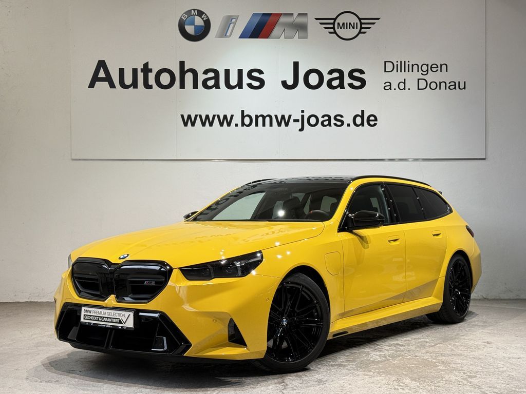 BMW M5 Touring |Sonderlackierung |Sitzbelüftung |Bow Leasing