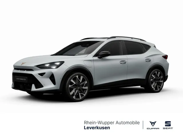 Cupra Formentor VZ e-Hybrid MATRIX PANO AHK DCC 360°
