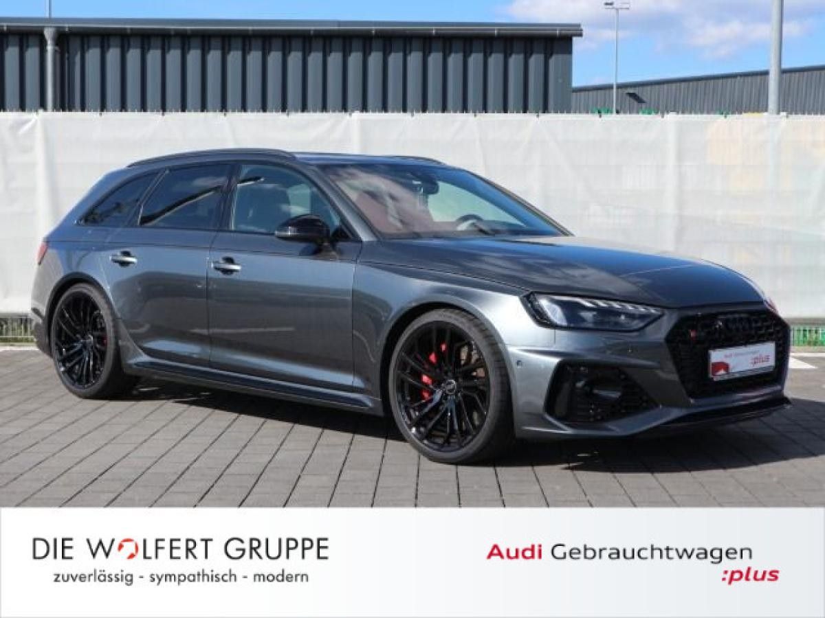 Audi RS4 Avant RS-SPORTABGASANLAGE*PANO*B&O*ACC*360° Leasing