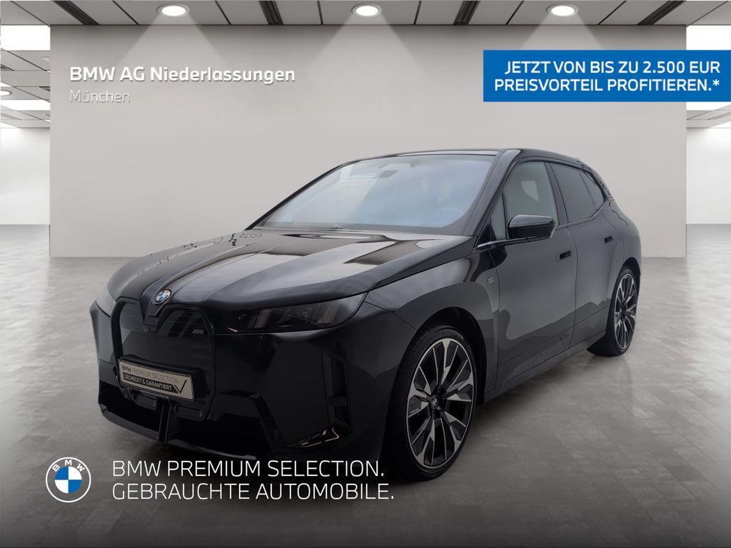 BMW iX M70 xDrive M Sport Bowers & Wilkins AHK LED Leasing