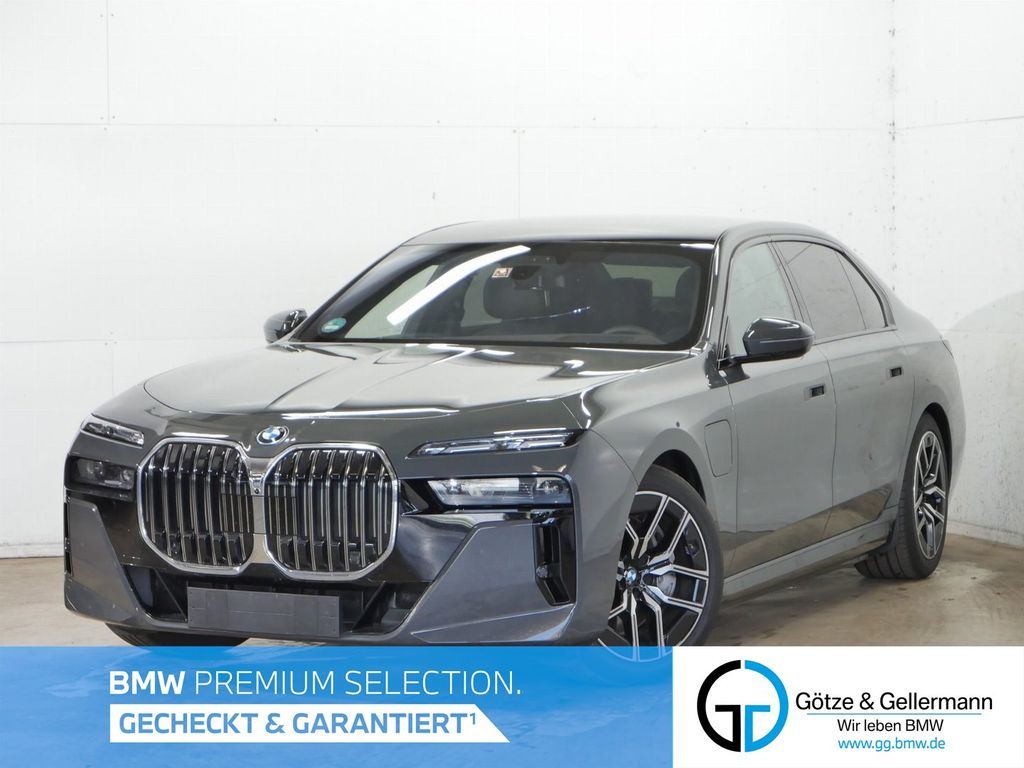 BMW 750e xDrive M Sport //ExecutiveLoungeSeating uvm Leasing