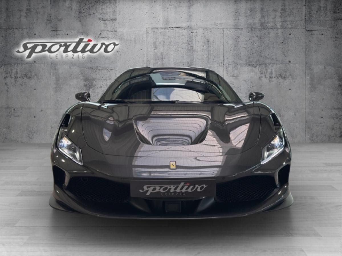 Ferrari F8 Spider Leasing