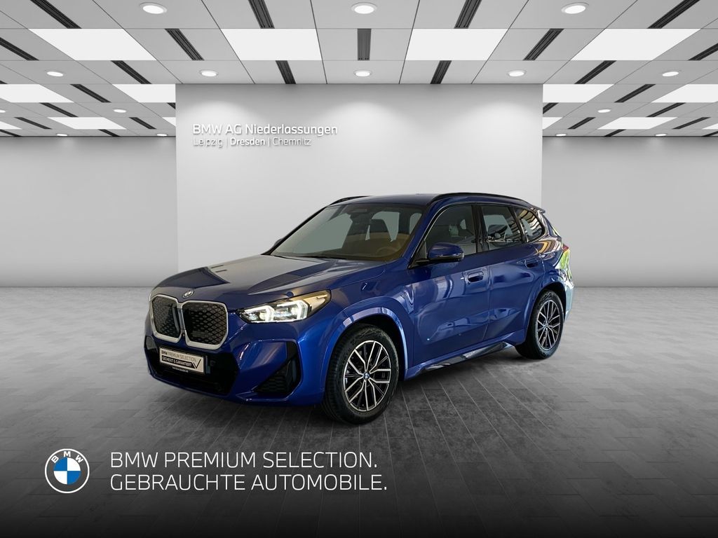 BMW iX1 xDrive30 M Sport AHK Driv.Assist.Prof LED Leasing