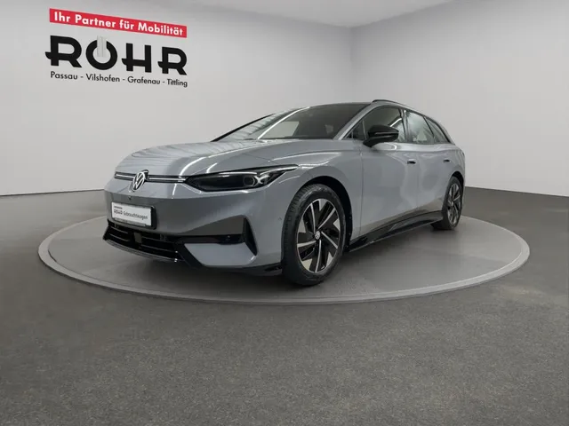 Volkswagen ID.7 360 ACC AHK HUD Kam. LED Navi PDC SHZ Totw.