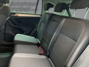 Volkswagen Tiguan 1.5 TSI Comfortline AHK ACC Navi Kamera Lane Ass. Climatronic Sitzh. - Auto kaufen