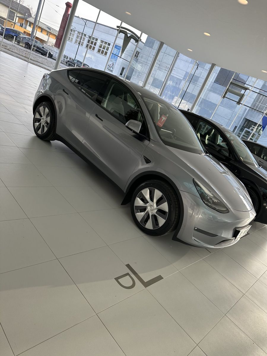 Leasingübernahme Tesla Model Y Longe Range Leasingübernahme