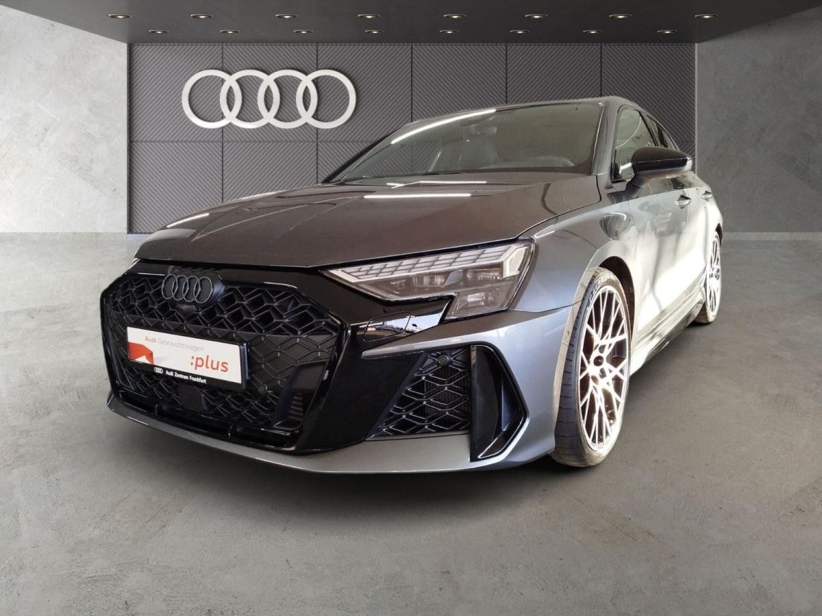 Audi RS3 Limousine quattro S tronic Matrix-LED Navi Sonos RS-Sportabgasanlage Leasing