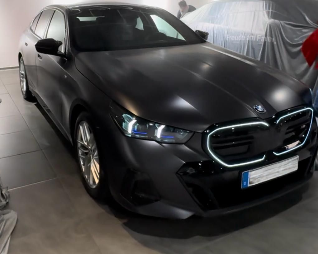 BMW i5 M60 xDrive Limousine – Vollaustattung – Leasingübernahme möglich! Leasingübernahme