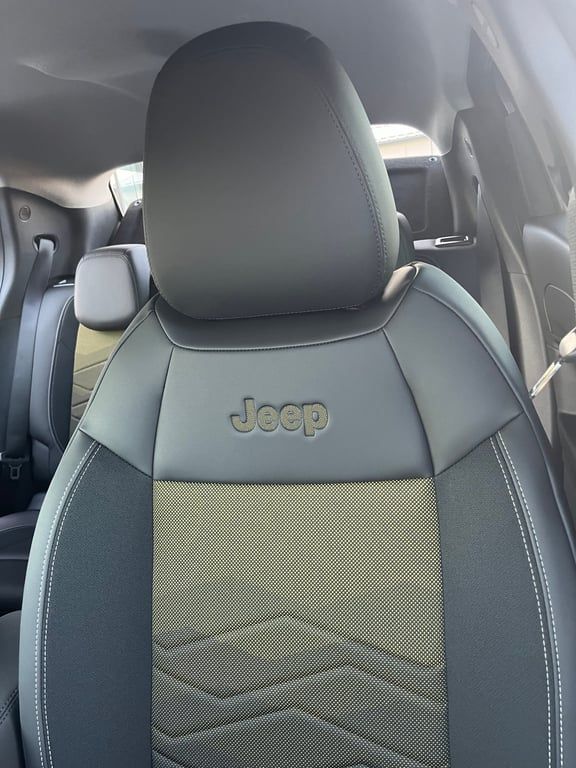 Jeep Avenger 1st Edition TOPAUSSTATTUNG Auto-Abo