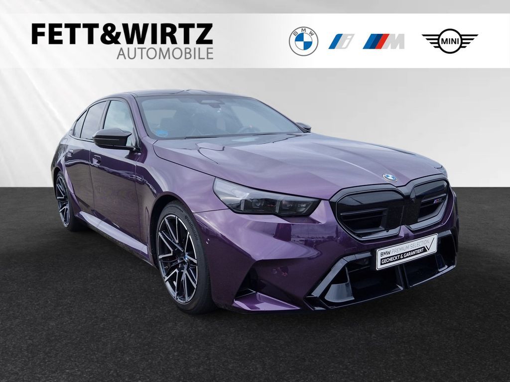 BMW M5 Limousine *Daytonaviolett*|DAProf.|B&W|Head-U Leasing