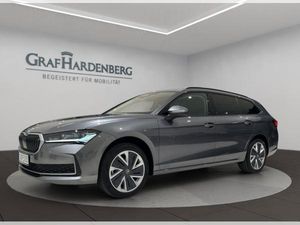 Skoda Superb Combi Selection 2,0 TDI 193 PS DSG 4x4 // Sofort verfügbar!!