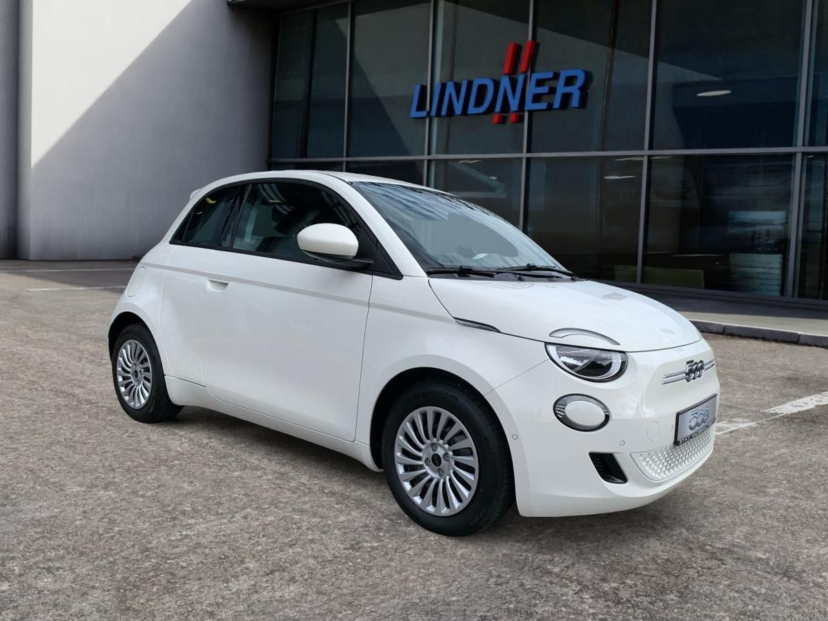 Fiat 500e 23,8kWh 70kW (90 PS) *Christmas Edition* Leasing