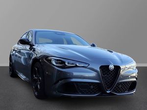 Alfa Romeo Giulia Quadrifoglio 2.9 V6 Bi-Turbo 520PS AT8 SHZ Navi **NUR FÜR GEWERBE** Leasing