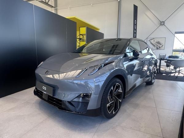 LYNK & Co 02 CORE/ Lieferung möglich/0,00 % Finanzierung/ 435 km Leasing