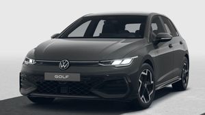 Volkswagen Golf 1.5 eTSI OPF 110kW DSG R-Line Leasing
