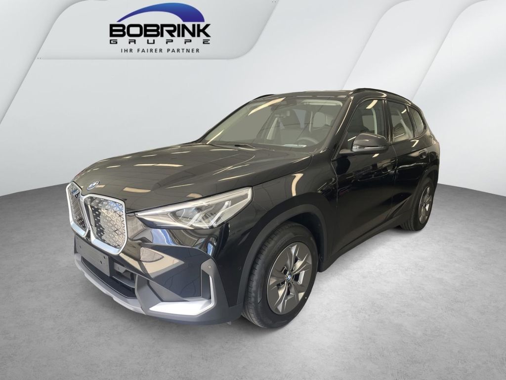 BMW iX1 xDrive30 Elektro Navi Sitzhzg. ParkAss. RFK Leasing