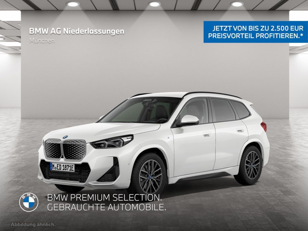 BMW iX1 xDrive30 M Sport AHK Driv.Assist.Prof LED Leasing