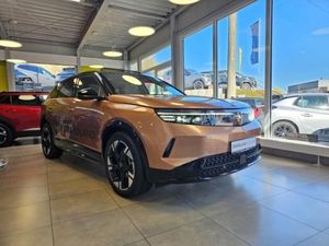 Opel Grandland Electric GS Focal Sound Panodach Navi digitales Cockpit Soundsystem 360 Kamera Leasing