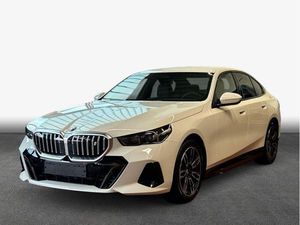 BMW i5 eDrive40 , 4-türig (Strom)